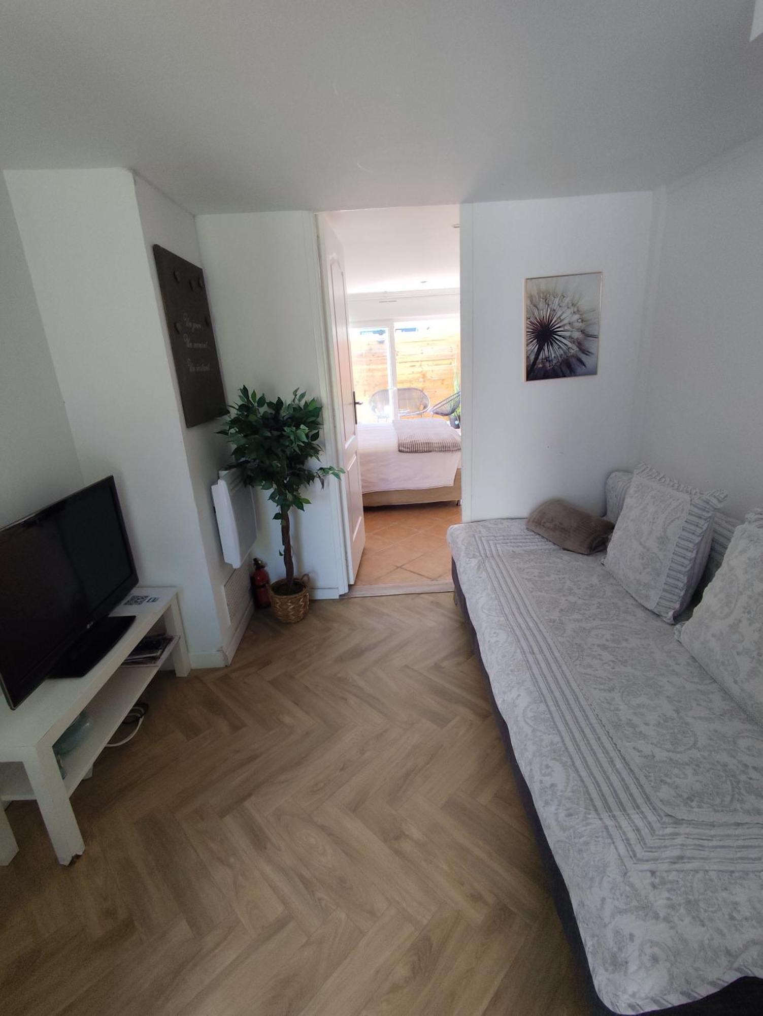 Escapade Pres De Lille - Appartement Charmant Avec Terrasse Et Parking Privee Mons-en-Baroeul المظهر الخارجي الصورة